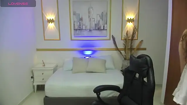 Snapshot of milaack_ chatting on 02/19/26, 12:45 milaack online show from 02/19/26, 12:45