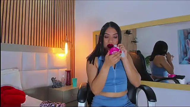 Snapshot of Georgia_Vega chatting on 02/20/26, 07:25 Georgia Vega online show from 02/20/26, 07:25