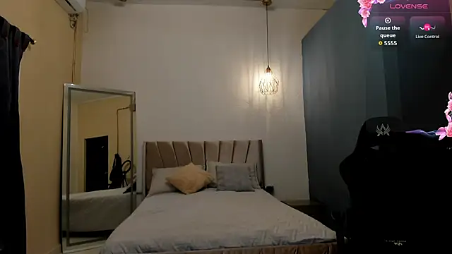 Alishaa sweet online show from 03/21/26, 12:10