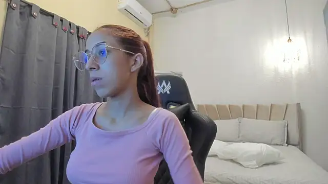 Alishaa sweet online show from 04/23/26, 12:15