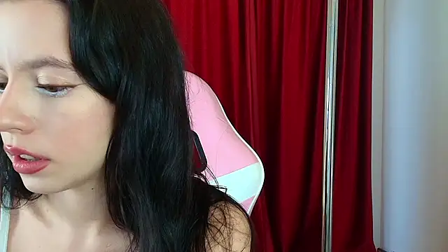 Snapshot of LunaAllure chatting on 02/11/26, 03:28 LunaAllure online show from 02/11/26, 03:28