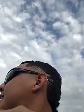 Snapshot of _Usher chatting on 02/26/26, 09:58 Usher online show from 02/26/26, 09:58