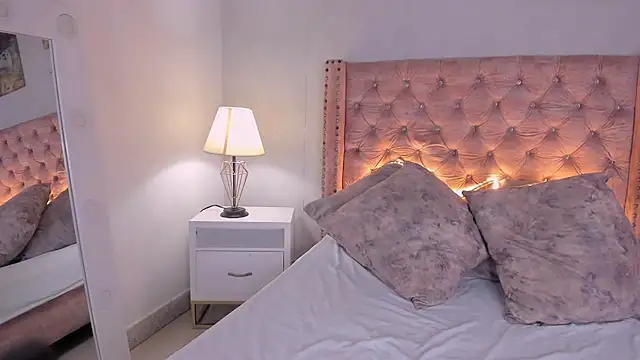 Snapshot of noah_lewiss chatting on 02/09/26, 11:03 noah lewiss online show from 02/09/26, 11:03