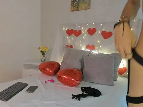 Snapshot of noah_lewiss chatting on 02/16/26, 11:50 noah lewiss online show from 02/16/26, 11:50