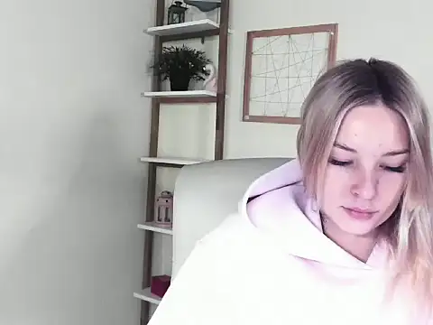 Snapshot of VelvetAngela chatting on 02/19/26, 06:53 VelvetAngela online show from 02/19/26, 06:53