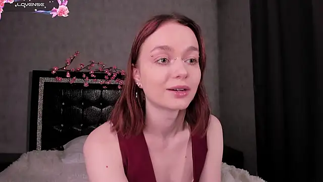 Snapshot of LillianPerry chatting on 03/01/26, 07:05 LillianPerry online show from 03/01/26, 07:05