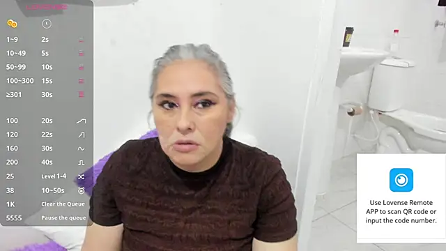 Snapshot of mature_gold1 chatting on 02/12/26, 12:00 mature gold1 online show from 02/12/26, 12:00