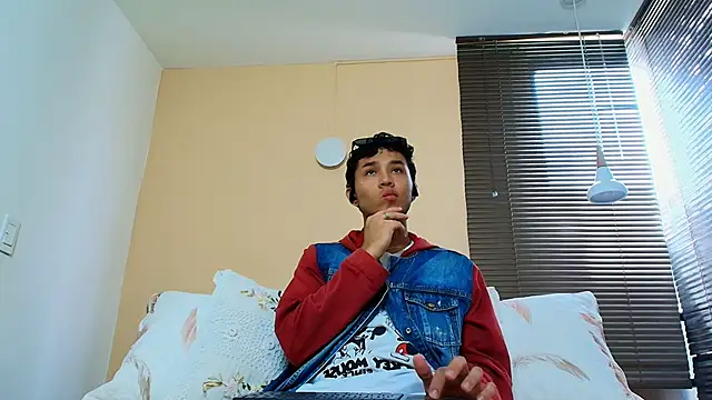 Damon Salvarote S online show from 03/11/26, 03:40