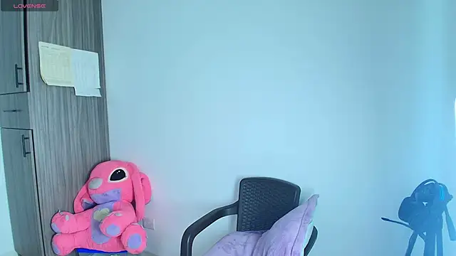 alys love online show from 04/23/26, 01:24