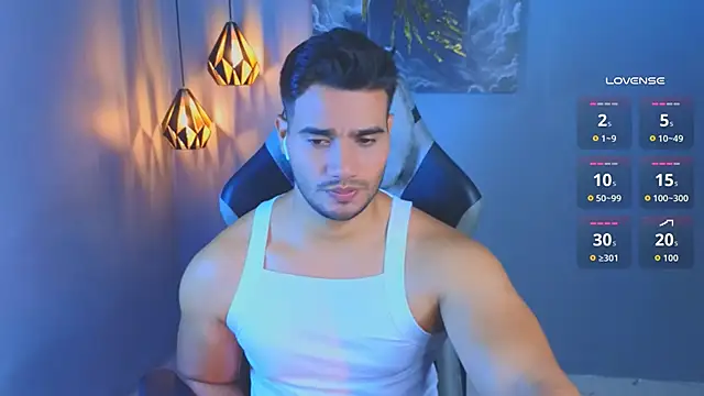 AndresRodriguez1 online show from 04/18/26, 11:38