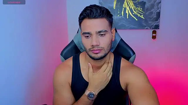AndresRodriguez1 online show from 06/09/26, 01:12