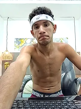 JDWhite18 online show from 04/10/26, 04:06