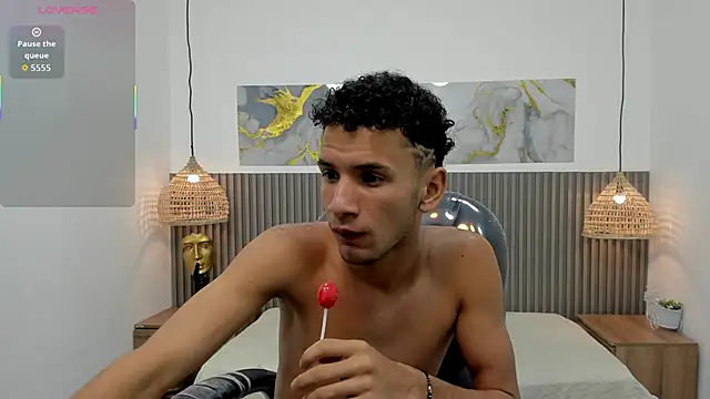 JDWhite18 online show from 04/11/26, 04:06