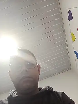 Snapshot of kereyter2 chatting on 02/08/26, 05:11 kereyter2 online show from 02/08/26, 05:11