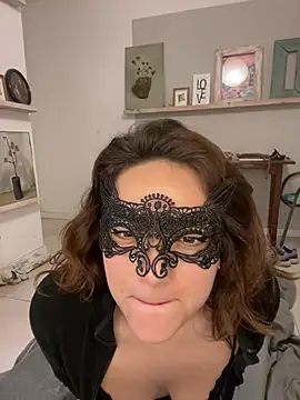 honeymuse online show from 07/04/26, 12:39