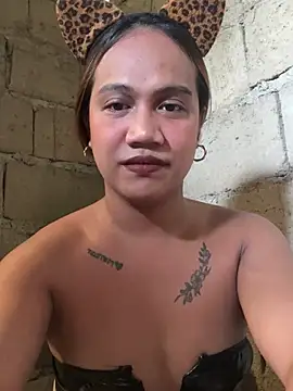 Snapshot of Queen-barbie chatting on 02/16/26, 03:13 Queen-barbie online show from 02/16/26, 03:13