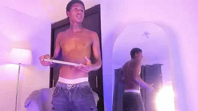 im oleiderr online show from 02/13/26, 04:08