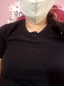 neha0882 online show from 02/24/26, 06:22