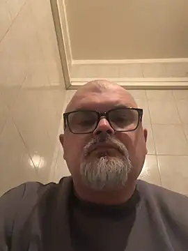 Snapshot of Crvendac76 chatting on 02/26/26, 11:20 Crvendac76 online show from 02/26/26, 11:20