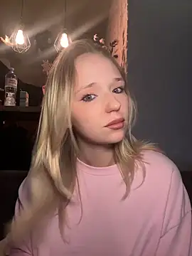 RollDollsi online show from 03/16/26, 06:06