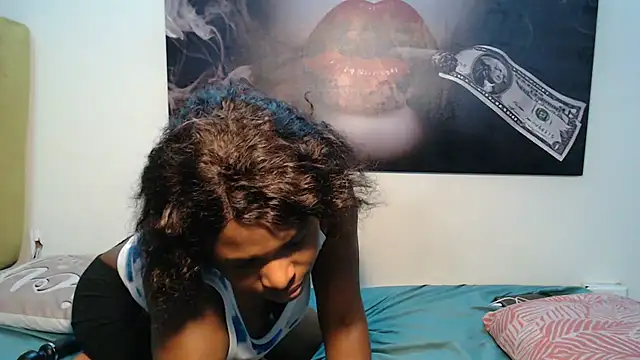 Snapshot of karen-001 chatting on 02/12/26, 07:53 karen-001 online show from 02/12/26, 07:53