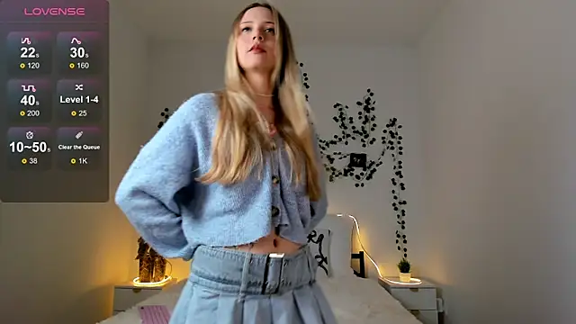 EllyMartinez online show from 02/18/26, 09:11