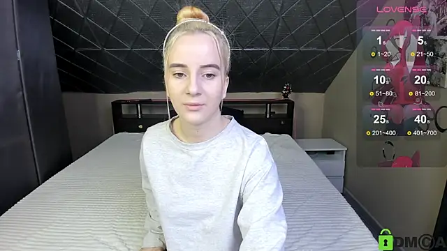 Snapshot of Naomi1Hinata chatting on 03/02/26, 03:09 Naomi1Hinata online show from 03/02/26, 03:09