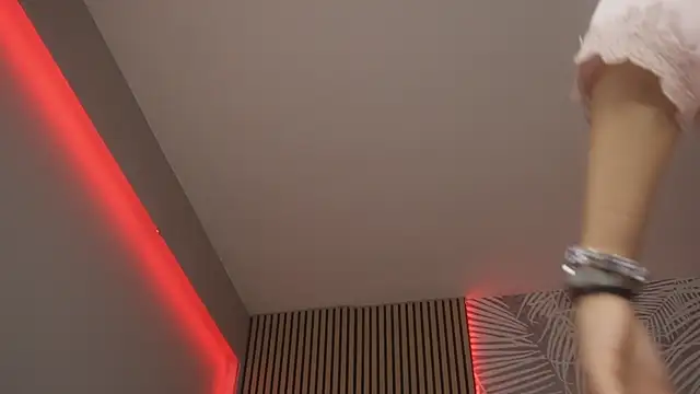 KimmBlaze online show from 04/22/26, 07:04