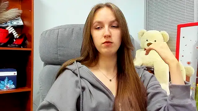 Snapshot of Nessi-Morris chatting on 02/02/26, 11:09 Nessi-Morris online show from 02/02/26, 11:09