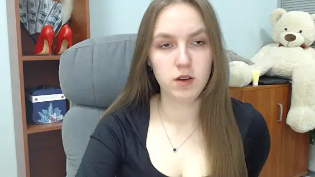 Snapshot of Nessi-Morris chatting on 02/06/26, 07:12 Nessi-Morris online show from 02/06/26, 07:12