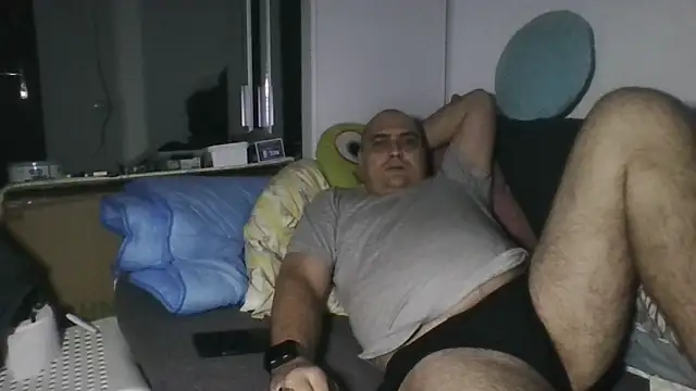 Snapshot of vitalik66679 chatting on 02/13/26, 06:37 vitalik66679 online show from 02/13/26, 06:37