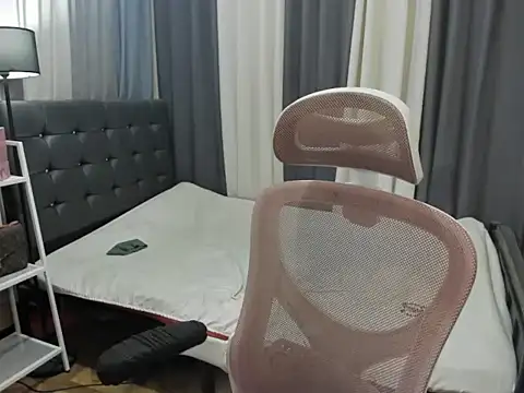 TinyCock Rein online show from 04/24/26, 01:30