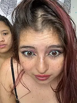 Vilu and Xuxi  online show from 03/09/26, 10:36