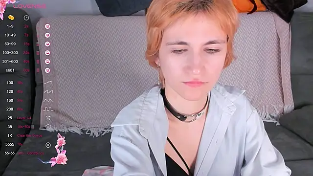 AutumnWhisper online show from 04/19/26, 06:10