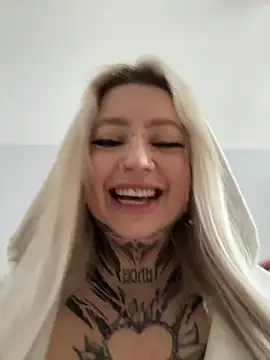 Snapshot of Chiibi chatting on 03/01/26, 10:17 Chiibi online show from 03/01/26, 10:17