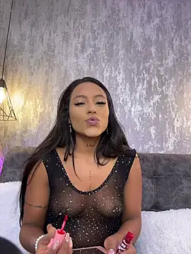Snapshot of Alahia_Betancurr chatting on 07/31/26, 01:54 Alahia Betancurr online show from 07/31/26, 01:54