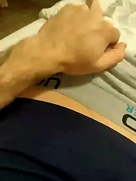 Snapshot of bansjjsjxb chatting on 02/19/26, 07:37 bansjjsjxb online show from 02/19/26, 07:37