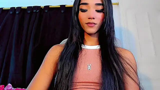 Babyestrella  online show from 04/13/26, 01:11