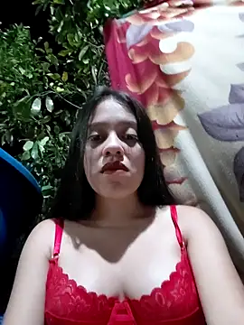 Snapshot of lachiki_plus chatting on 02/20/26, 10:05 lachiki plus online show from 02/20/26, 10:05