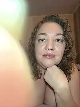 Snapshot of BBBWOOW chatting on 02/09/26, 11:14 BBBWOOW online show from 02/09/26, 11:14