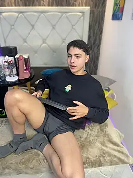 Samu Hott online show from 02/03/26, 08:36