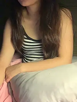 Luna Babyyy online show from 04/16/26, 09:39