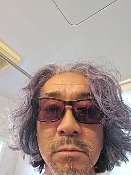 Snapshot of MtaS1 chatting on 02/18/26, 10:06 MtaS1 online show from 02/18/26, 10:06