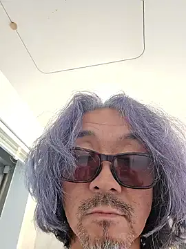 Snapshot of MtaS1 chatting on 03/02/26, 04:03 MtaS1 online show from 03/02/26, 04:03