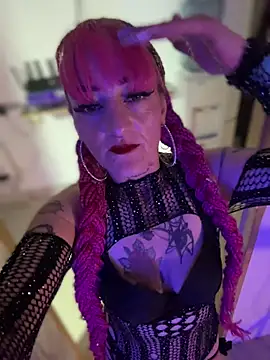 Snapshot of Karolaiin_LS chatting on 02/08/26, 08:34 Karolaiin LS online show from 02/08/26, 08:34