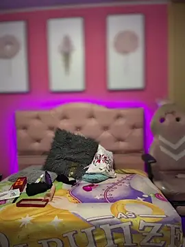 Snapshot of Karolaiin_LS chatting on 02/26/26, 08:08 Karolaiin LS online show from 02/26/26, 08:08