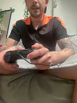 Piratee666 online show from 03/11/26, 09:04