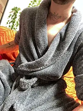 Piratee666 online show from 04/02/26, 11:19