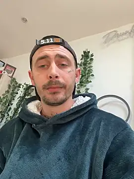 Piratee666 online show from 04/14/26, 07:25