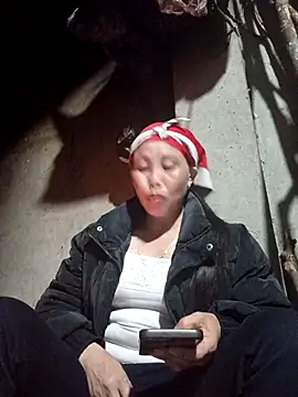 lena-cute online show from 02/21/26, 12:17